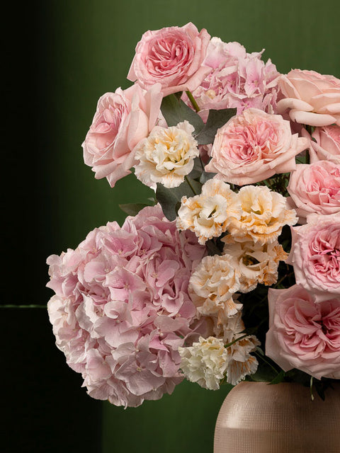 BABY PINK STRAWBERRY SWIRL - BLISS FLOWER BOUTIQUE