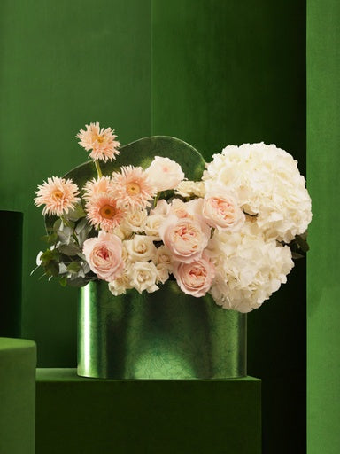 MINI STRAWBERRY MOON - BLISS FLOWER BOUTIQUE